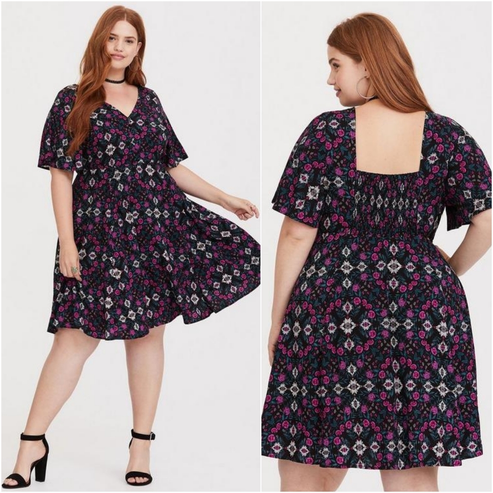 Torrid Floral Print Flutter Sleeve Smocked Back Fit & Flare Skater Dress (18/20)